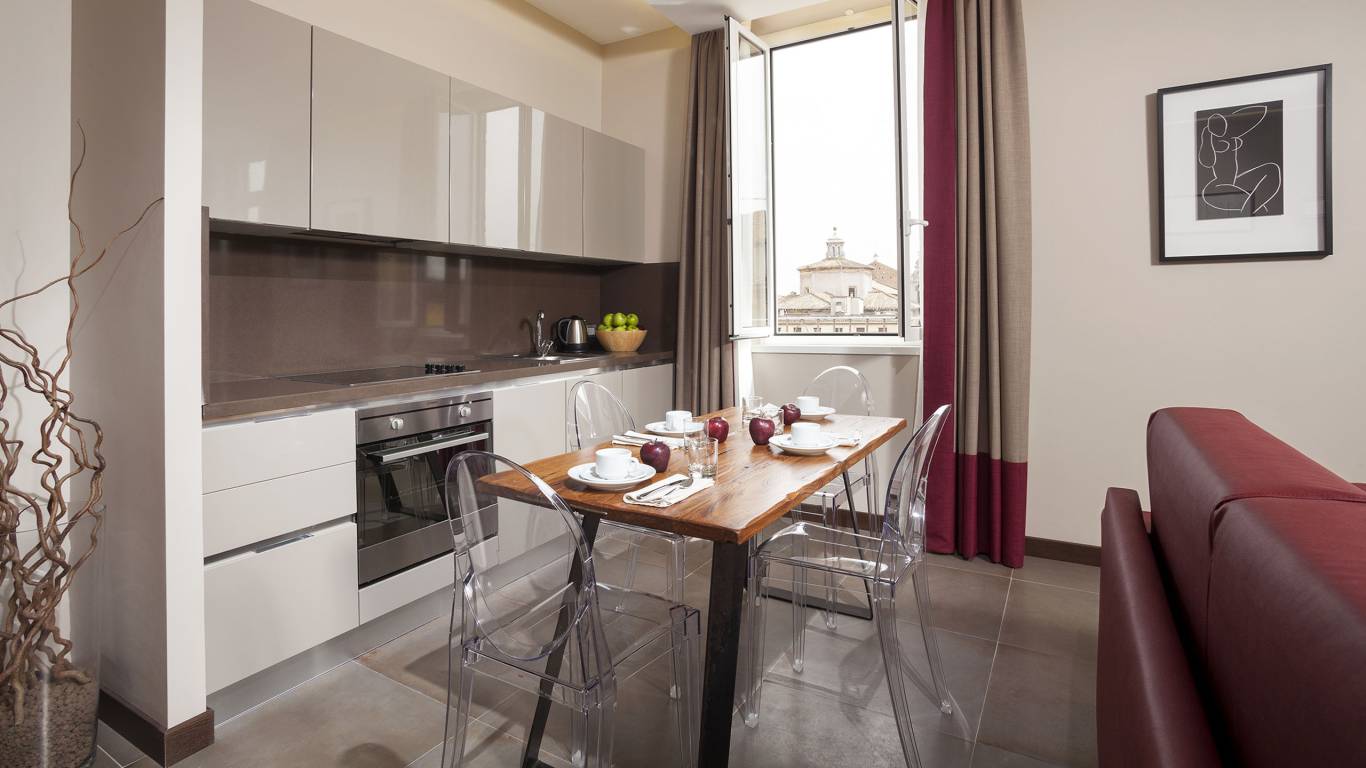 Residence-Trianon-Borgo-Pio-Roma-appartamento-superior-con-balcone-2020-soggiorno-3 Residence-Trianon-Borgo-Pio-Roma-appartamento-superior-con-balcone-2020-soggiorno-3